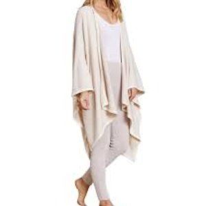 Barefoot Dreams CozyChic Lite Weekend Wrap - Stone/Pearl